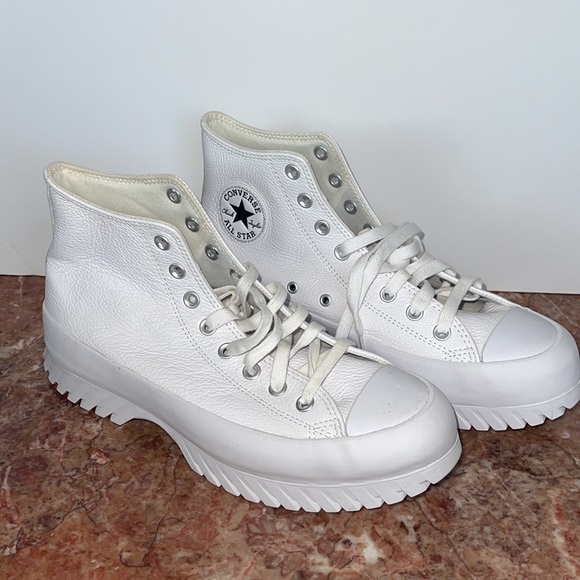 Converse Women's Chuck Taylor All Star Lugged 2.0 High White Platform Sneakers - Picture 5 of 9
